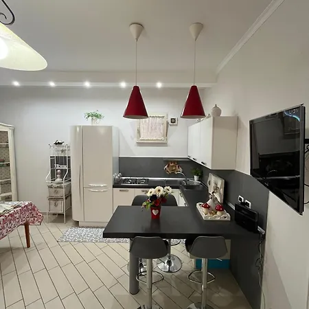 House Of Wonders Apartment