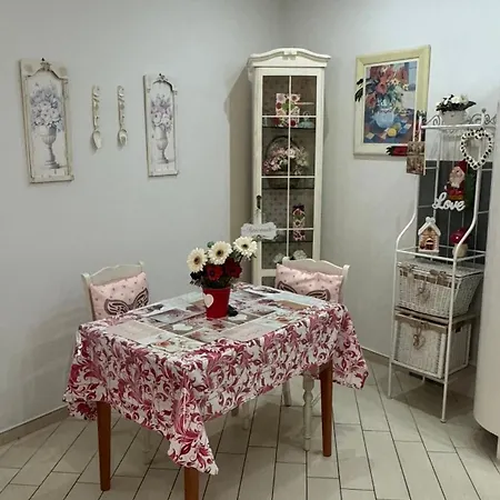 House Of Wonders Apartment